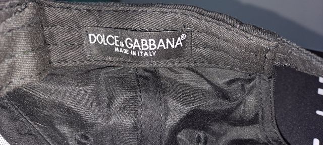 Gorra Bass Pro Shops + gorra Dolce Gabbana