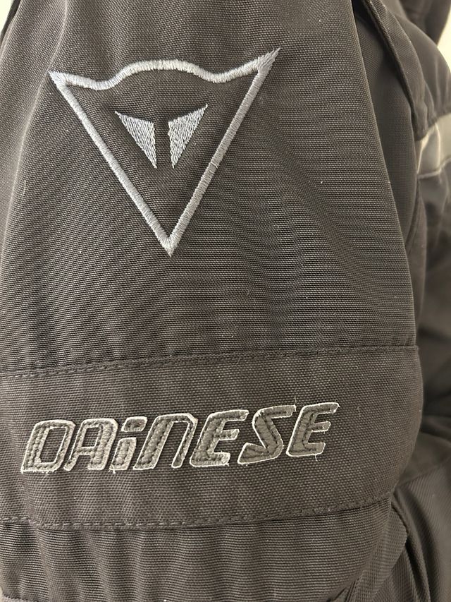 Chaqueta Moto Dainese Negra