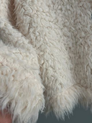 Chaqueta peluda oversize talla única