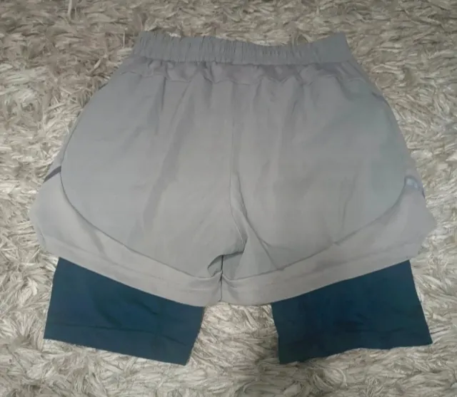 Pantalón corto deportivo hombre de Luxada. Talla S