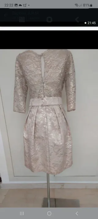 Vestido fiesta beige/dorado con cinturón flores