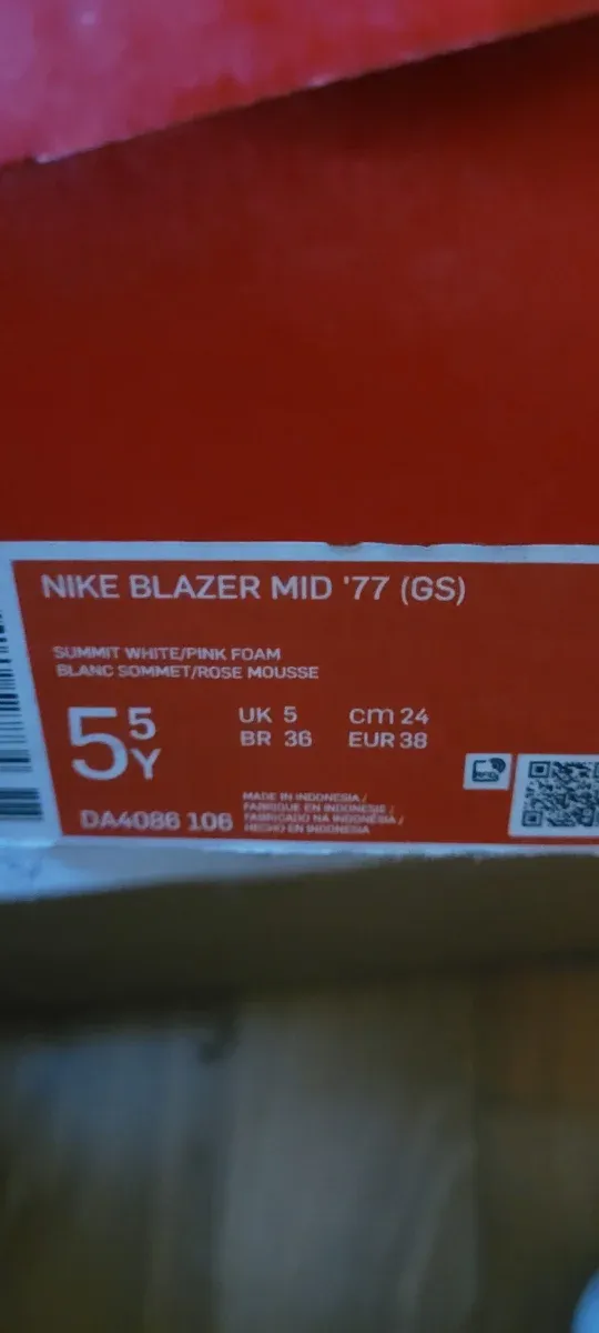 Nike Blazer Mid '77 Zapatillas Blancas Rosas