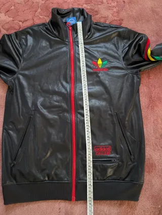 Chaqueta Deportiva Adidas Chile 62 Negra Multicolo