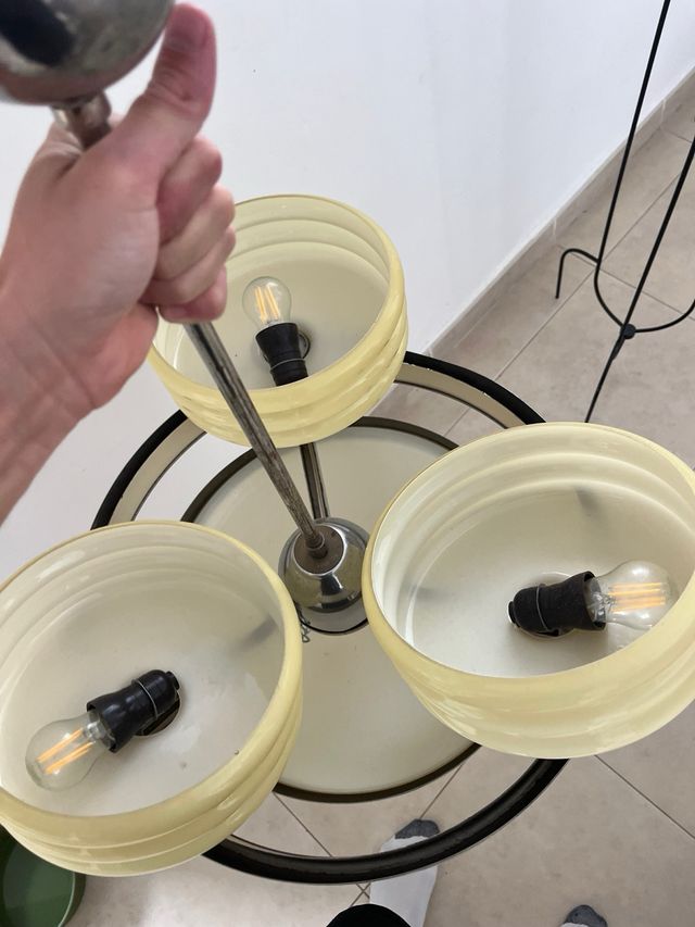 Lámpara de techo moderna metal y plástico