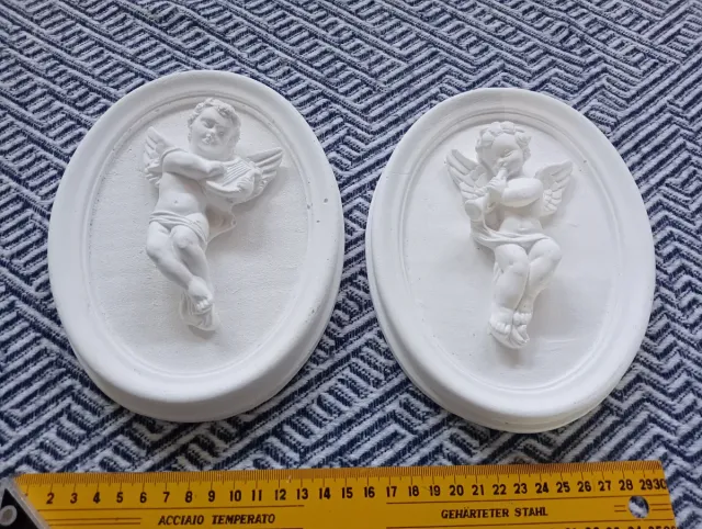 2 Angelitos de escayola decorativos