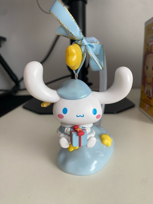 Figura Cinnamoroll (Hello Kitty)