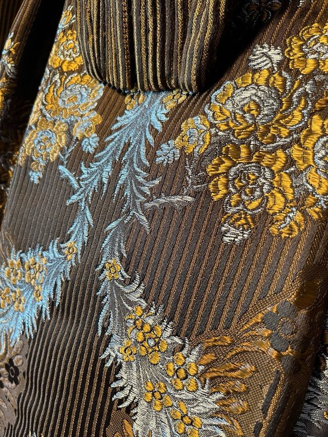 Traje de Fallera Marrón y Dorado