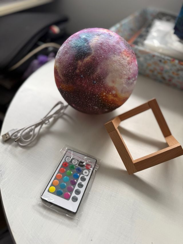 Lámpara Luna 3D Multicolor