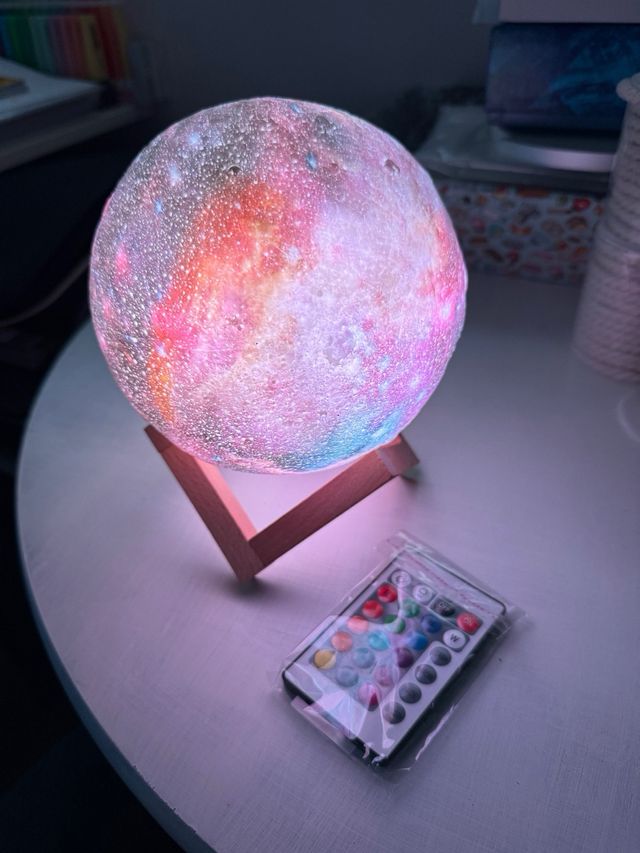 Lámpara Luna 3D Multicolor