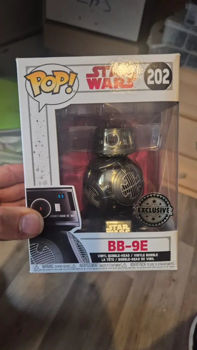 Funko Pop! Star Wars BB-9E #202 Exclusive