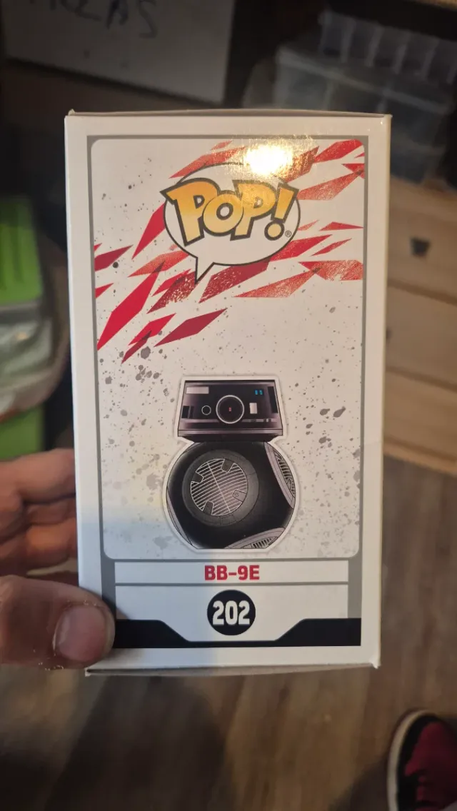 Funko Pop! Star Wars BB-9E #202 Exclusive