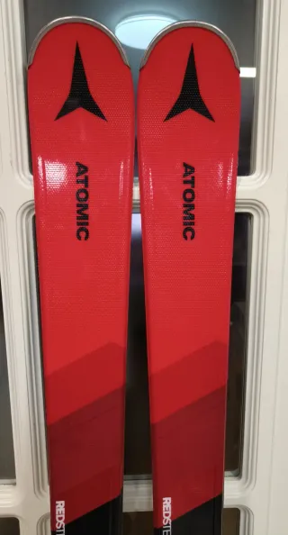Esquís skis ski Atomic