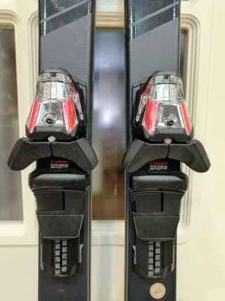 Esquís skis ski Atomic