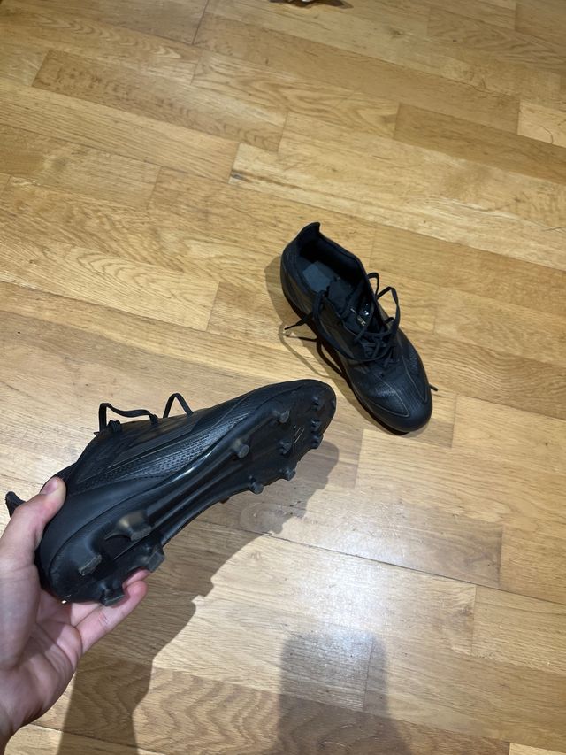 Botas de fútbol Adidas Negras
