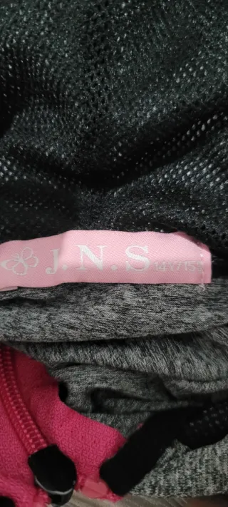 Chaqueta deportiva niña gris con cremallera