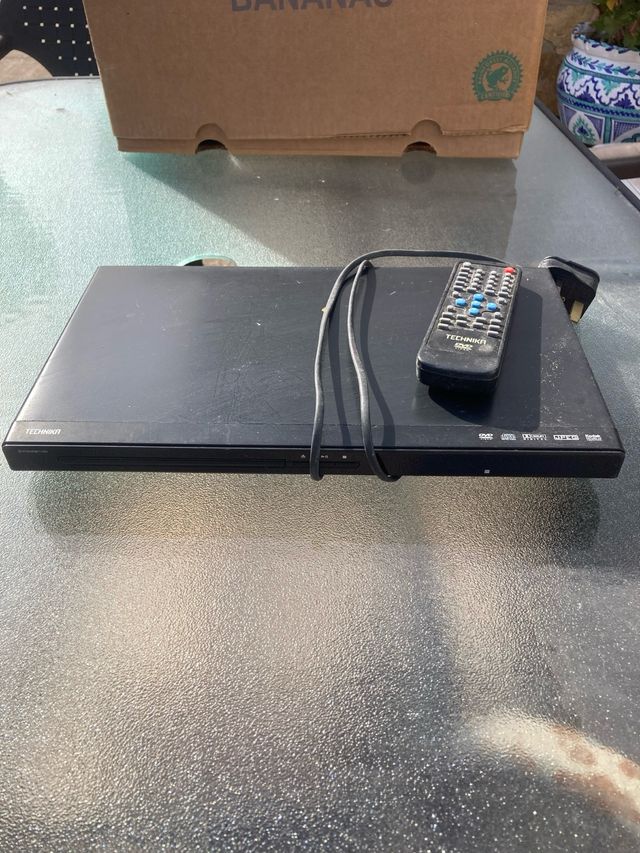 Reproductor DVD Technika con Mando