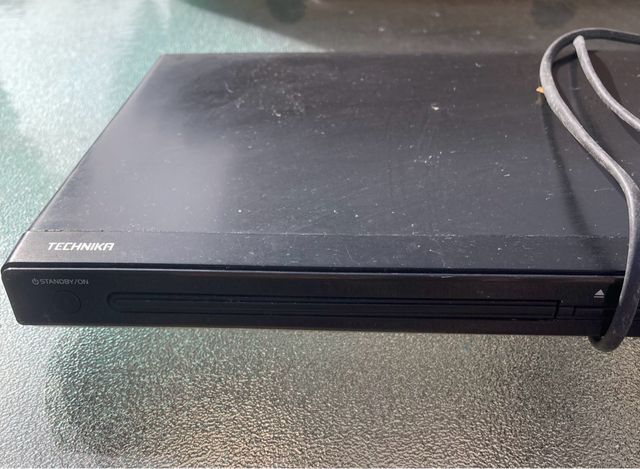 Reproductor DVD Technika con Mando