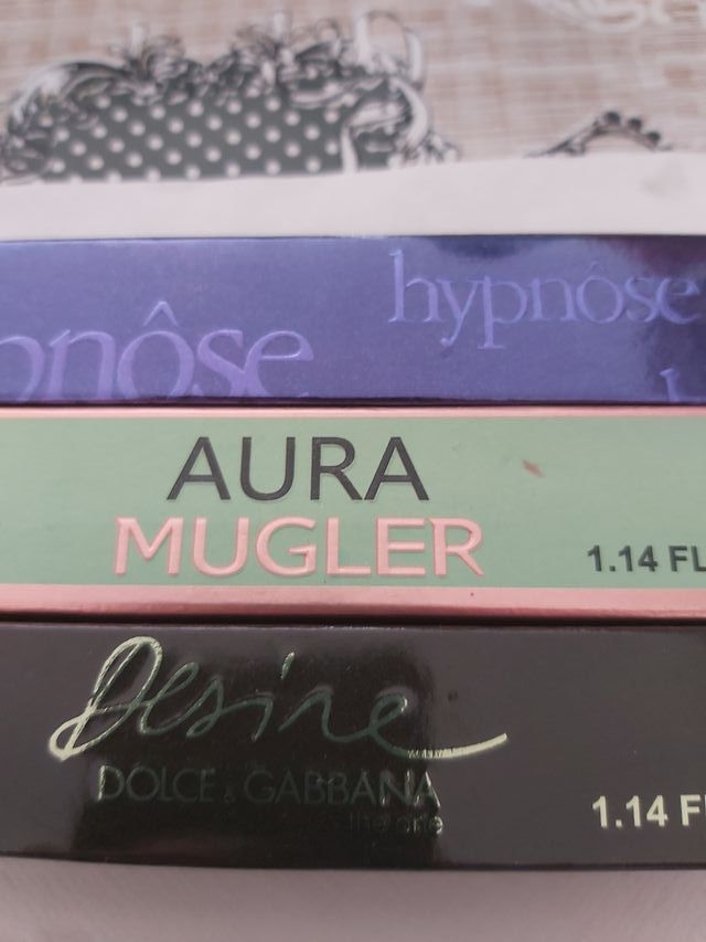 Lotes de Perfumes: Hypnôse, Aura, Desire