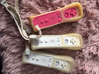 Consola Nintendo Wii + Accesorios y Juegos