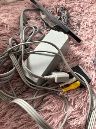 Consola Nintendo Wii + Accesorios y Juegos