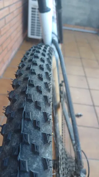 Bicicleta de Montaña Berria Bravo 6.1