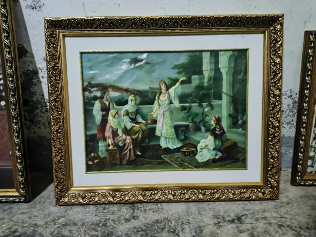 Cuadros dorados labrados