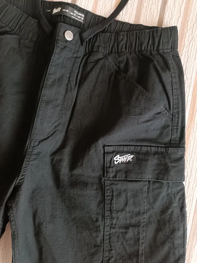 Bermuda Pull&Bear Negra Talla M