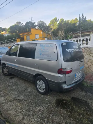 Yunday H1  7 plazas Motor clavado