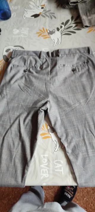 Pantalón de vestir gris y azul