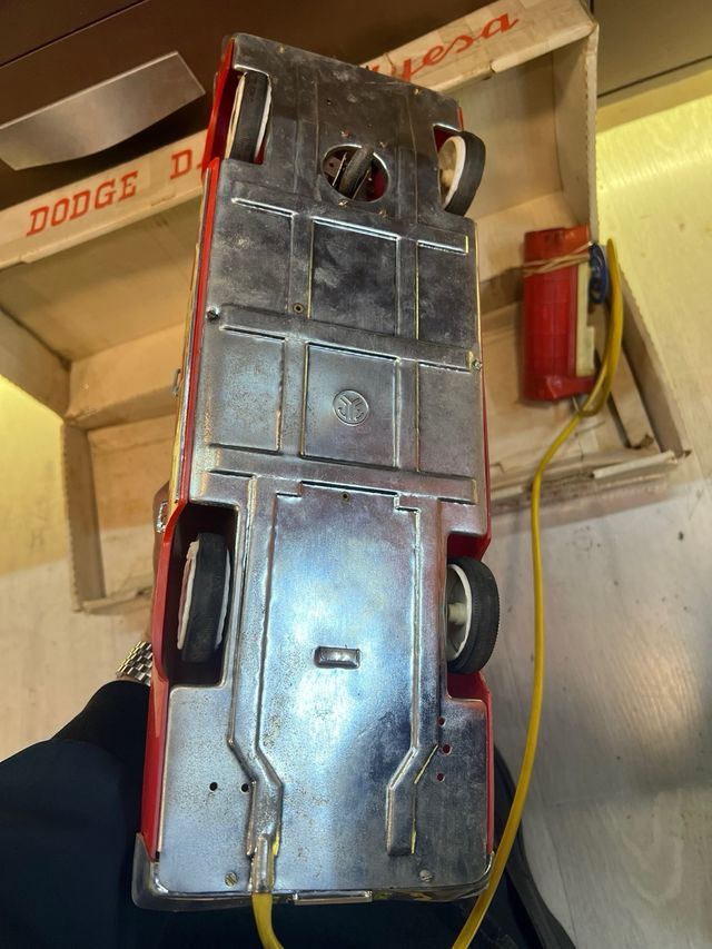 Coche de Juguete JYESA Dodge Dart a Control Remoto