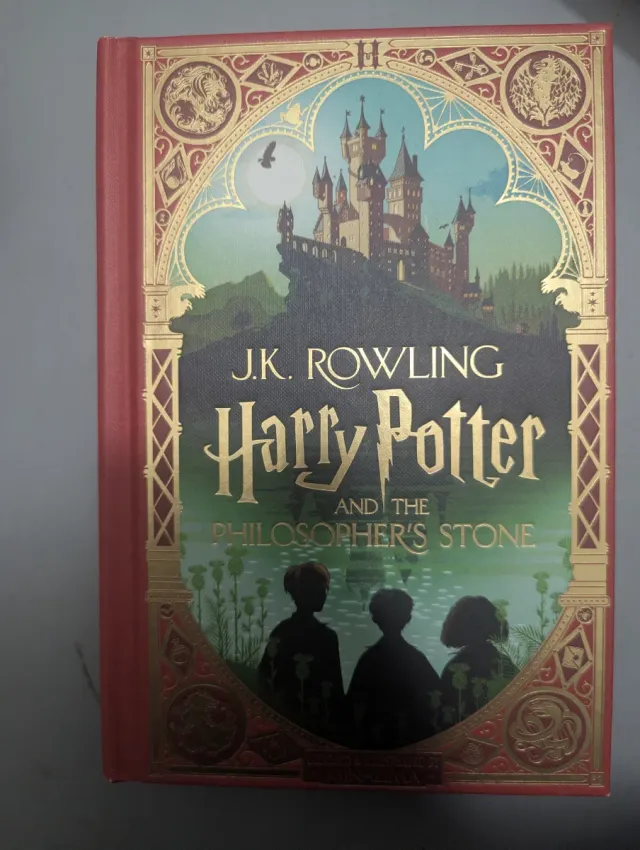 Harry Potter and the Philosopher's Stone: MinaL...