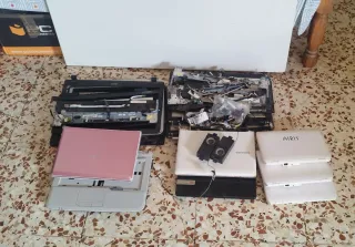 Lote carcasas y piezas portatiles