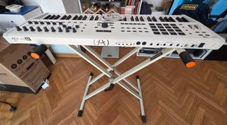 Teclado Controlador MIDI Arturia Keylab 61 MKII