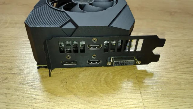 Gráfica ASUS Nvidia RTX 2060 Super 8GB EVO V2