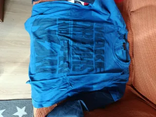 Camiseta manga larga niño azul Talla M