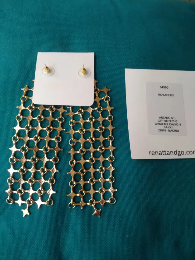 Pendientes Renatta & Go Acero Dorado. A estrenar !