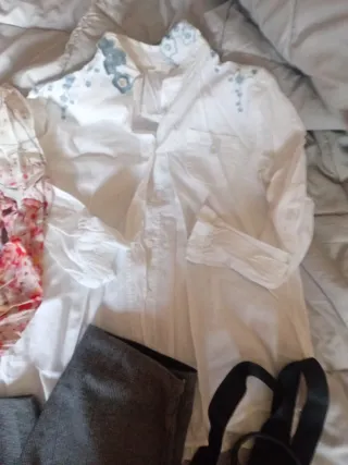 Lote Ropa Mujer Talla S y Mochila Negra