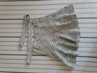 Falda pantalón Stradivarius lunares