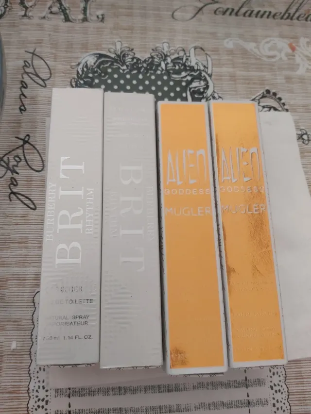 Perfume Burberry Brit Rhythm y Mugler Alien