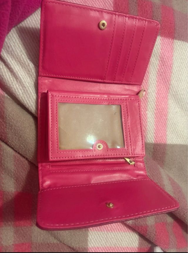 Portafoglio donna nuovo