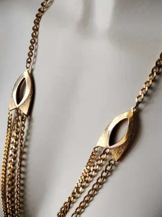 Collar largo dorado vintage