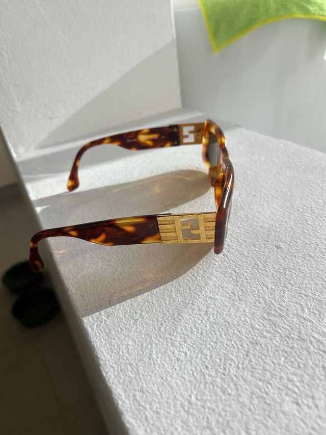 Gafas Fendi Tortoise y Doradas