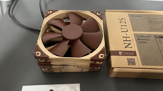 Disipador Noctua NH-U12S + 2 ventiladores NF-F12