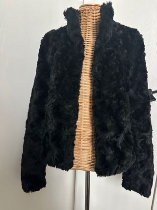 Pelliccia sintetica H&M Divided nera