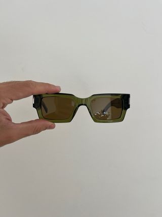 Gafas de sol Yves Saint Laurent verdes