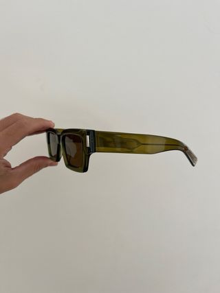 Gafas de sol Yves Saint Laurent verdes