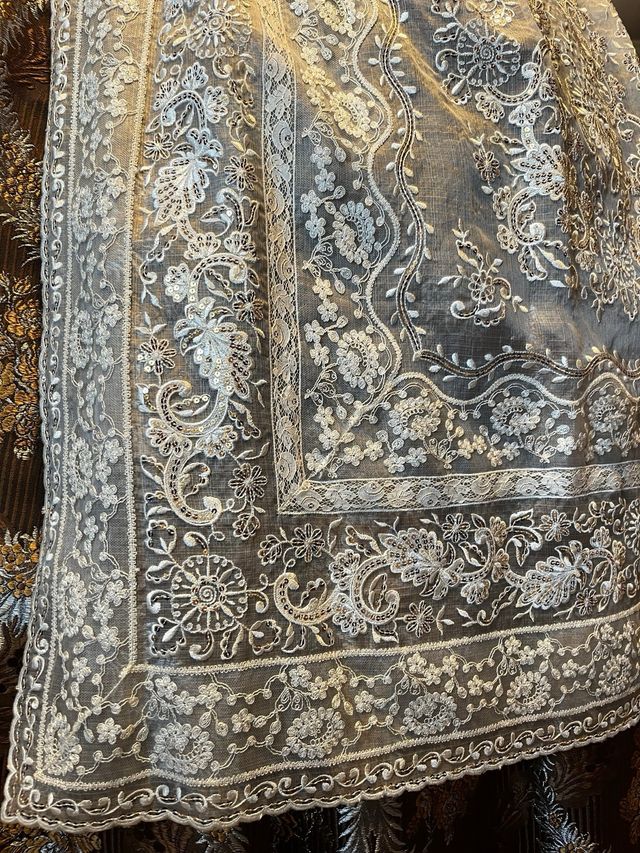 Manteletas Falleras Beige