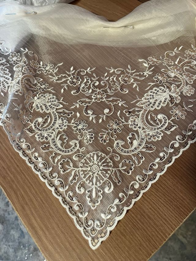 Manteletas Falleras Beige