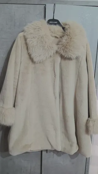 Giacca ecopelliccia beige taglia unica