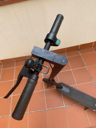 Patinete Eléctrico Xiaomi Pro 2 Mercedes-AMG Petro